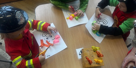 Powiększ grafikę: bal-karnawalowy-675363.jpg