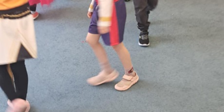 Powiększ grafikę: bal-karnawalowy-678389.jpg