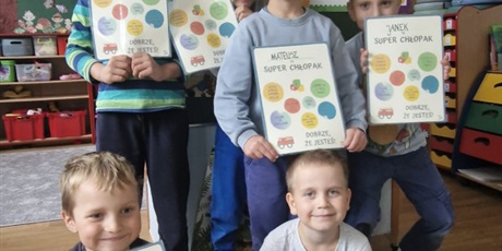 Powiększ grafikę: dzien-chlopaka-642148.jpg