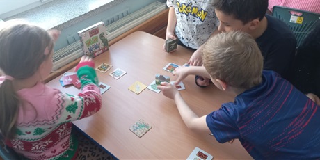 Powiększ grafikę: dzien-dinozaura-677687.jpg