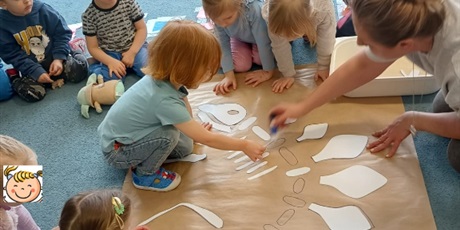 Powiększ grafikę: dzien-dinozaura-677696.jpg