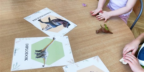 Powiększ grafikę: dzien-dinozaura-685144.jpg