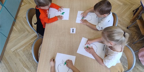 Powiększ grafikę: dzien-jablka-641439.jpg