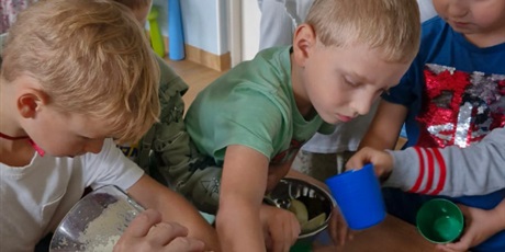 Powiększ grafikę: dzien-jablka-642161.jpg