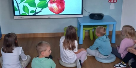 Powiększ grafikę: dzien-jablka-642167.jpg