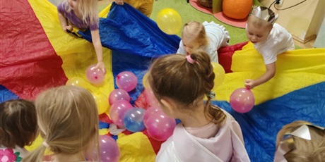 Powiększ grafikę: dzien-jablka-644351.jpg