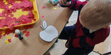 Powiększ grafikę: dzien-jablka-644353.jpg