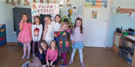 Powiększ grafikę: dzien-kobiet-679370.jpg