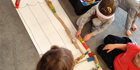 Powiększ grafikę: dzien-kredki-656867.jpg