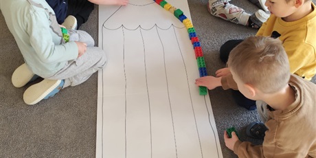 Powiększ grafikę: dzien-kredki-656871.jpg