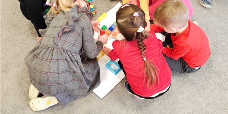 Powiększ grafikę: dzien-lego-671270.jpg