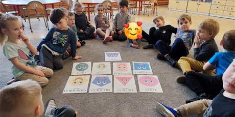 Powiększ grafikę: dzien-matematyki-685123.jpg