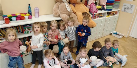 Powiększ grafikę: dzien-pluszowego-misia-659570.jpg