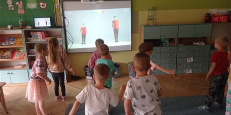 Powiększ grafikę: dzien-sportu-sprintem-do-maratonu-622760.jpg