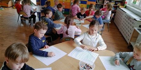 Powiększ grafikę: edukacja-przez-ruch-614174.jpg