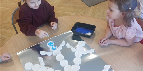 Powiększ grafikę: eksperymenty-670791.jpg