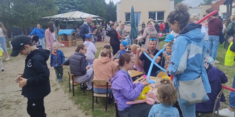 Powiększ grafikę: festyn-rodzinny-625189.jpg