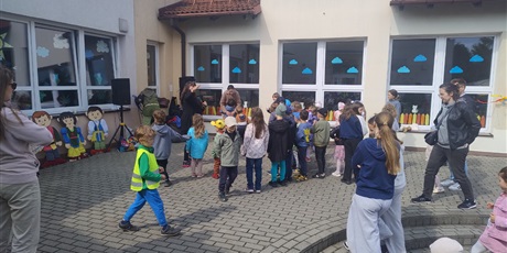 Powiększ grafikę: festyn-rodzinny-625205.jpg