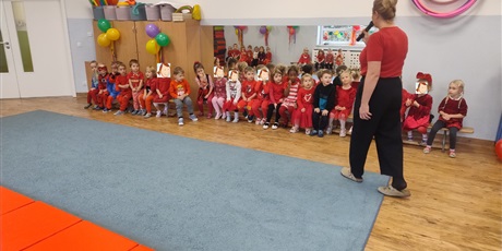 Powiększ grafikę: jesienny-bal-651573.jpg