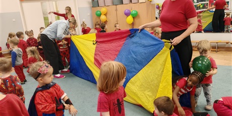 Powiększ grafikę: jesienny-bal-651574.jpg