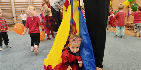 Powiększ grafikę: jesienny-bal-651575.jpg