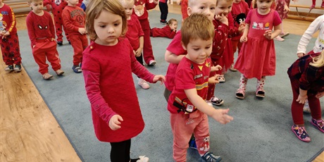 Powiększ grafikę: jesienny-bal-651577.jpg