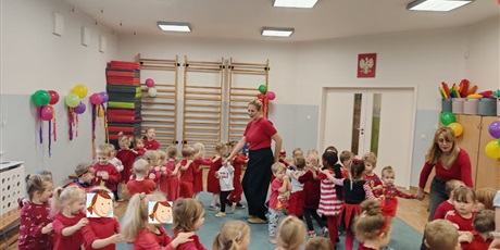 Powiększ grafikę: jesienny-bal-651586.jpg