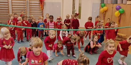 Powiększ grafikę: jesienny-bal-651593.jpg