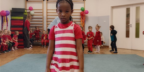 Powiększ grafikę: jesienny-bal-651600.jpg