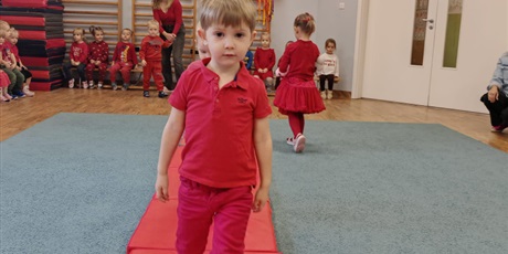 Powiększ grafikę: jesienny-bal-651609.jpg