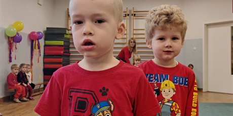 Powiększ grafikę: jesienny-bal-651610.jpg