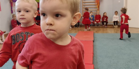 Powiększ grafikę: jesienny-bal-651615.jpg