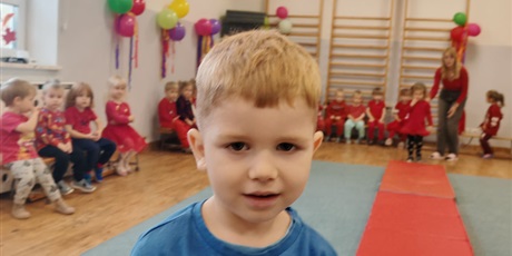 Powiększ grafikę: jesienny-bal-651619.jpg