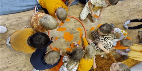 Powiększ grafikę: jesienny-bal-651623.jpg