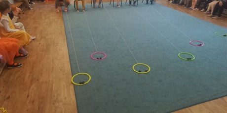 Powiększ grafikę: jesienny-bal-651636.jpg