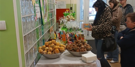 Powiększ grafikę: kiermasz-wielkanocny-dla-kucykowa-686319.jpg