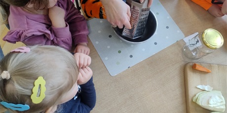 Powiększ grafikę: kisimy-kapuste-w-ramach-programy-zielona-edukacja-gdansk-675483.jpg