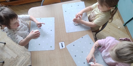 Powiększ grafikę: koncentracja-i-motoryka-mala-678372.jpg