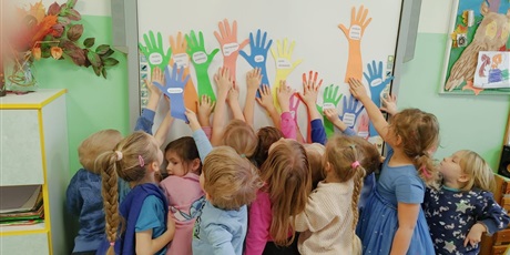 Powiększ grafikę: miedzynarodowy-dzien-praw-dziecka-656906.jpg