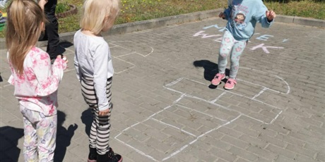 Powiększ grafikę: move-week-miedzynarodowego-swieta-radosci-ruchu-i-dobrej-energii-619411.jpg