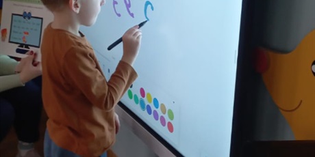 Powiększ grafikę: nauka-pisania-z-zastosowaniem-multimediow-673613.jpg