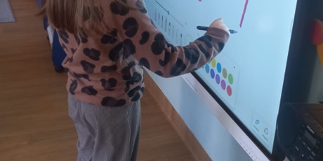 Powiększ grafikę: nauka-pisania-z-zastosowaniem-multimediow-685972.jpg