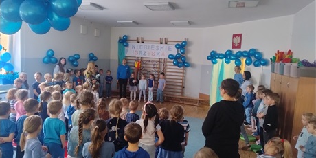 Powiększ grafikę: niebieskie-igrzyska-688171.jpg