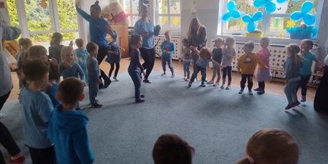 Powiększ grafikę: niebieskie-igrzyska-688179.jpg