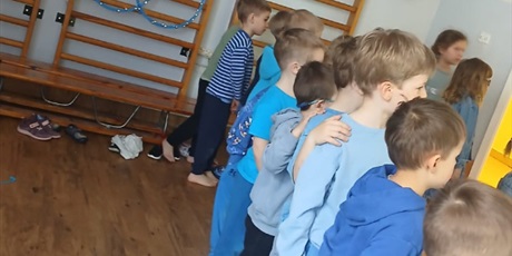 Powiększ grafikę: niebieskie-igrzyska-688217.jpg