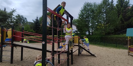 Powiększ grafikę: piknik-w-parku-chirona-619213.jpg