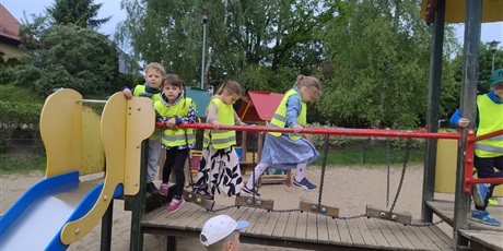 Powiększ grafikę: piknik-w-parku-chirona-619215.jpg