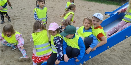Powiększ grafikę: piknik-w-parku-chirona-619240.jpg