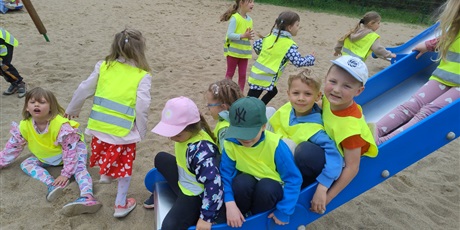 Powiększ grafikę: piknik-w-parku-chirona-619241.jpg
