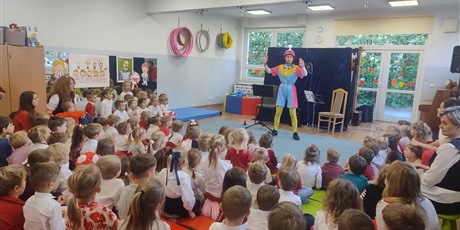 Powiększ grafikę: piksel-w-akcji-spotkanie-z-akademia-artystyczna-art2you-653611.jpg